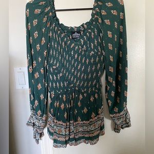 Angie long sleeve top
